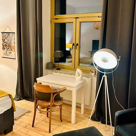 Feelslikehome - Stylische Und Zentrale Altbauwohnung Mit Terrasse&Garten Бохум Екстер'єр фото