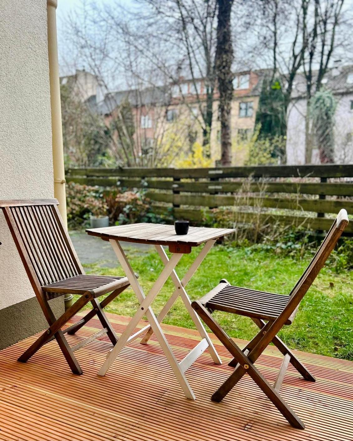 Feelslikehome - Stylische Und Zentrale Altbauwohnung Mit Terrasse&Garten Бохум Екстер'єр фото